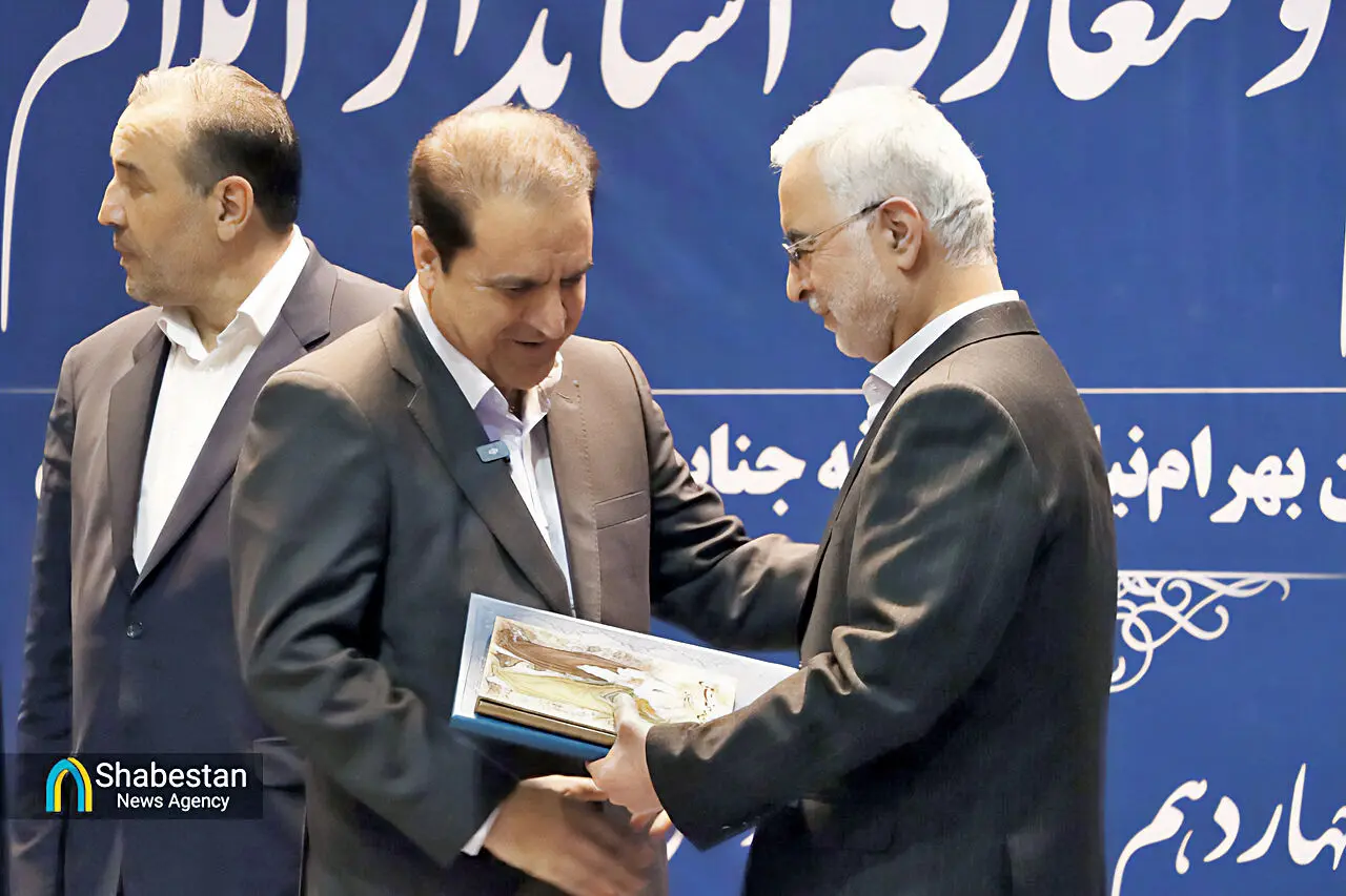 فشار از هر دو طرف/بررسی روی کار آمدن دولت وفاق و انتخاب احمد کرمی بهعنوان استاندار ایلام